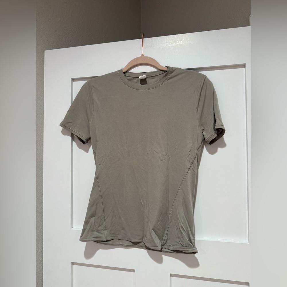 Lululemon Wundermost Crewneck Short Sleeve Workout Shirt